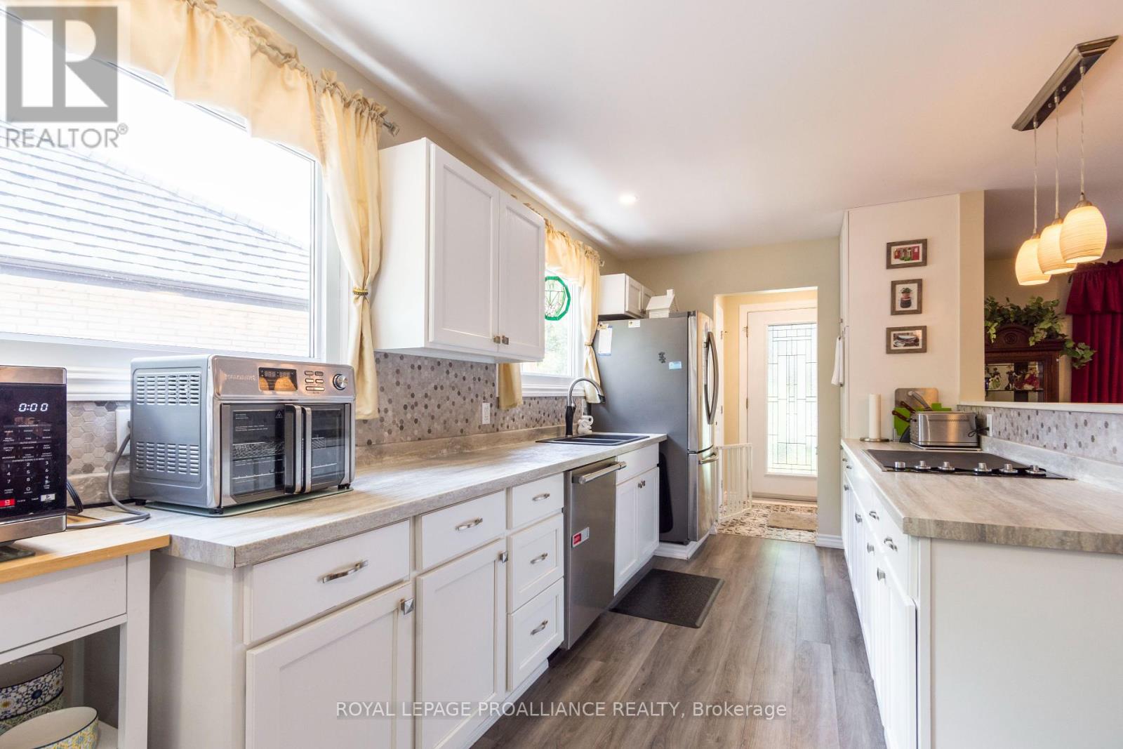 56 Parkview Heights, Quinte West, Ontario  K8V 5L7 - Photo 19 - X12299940