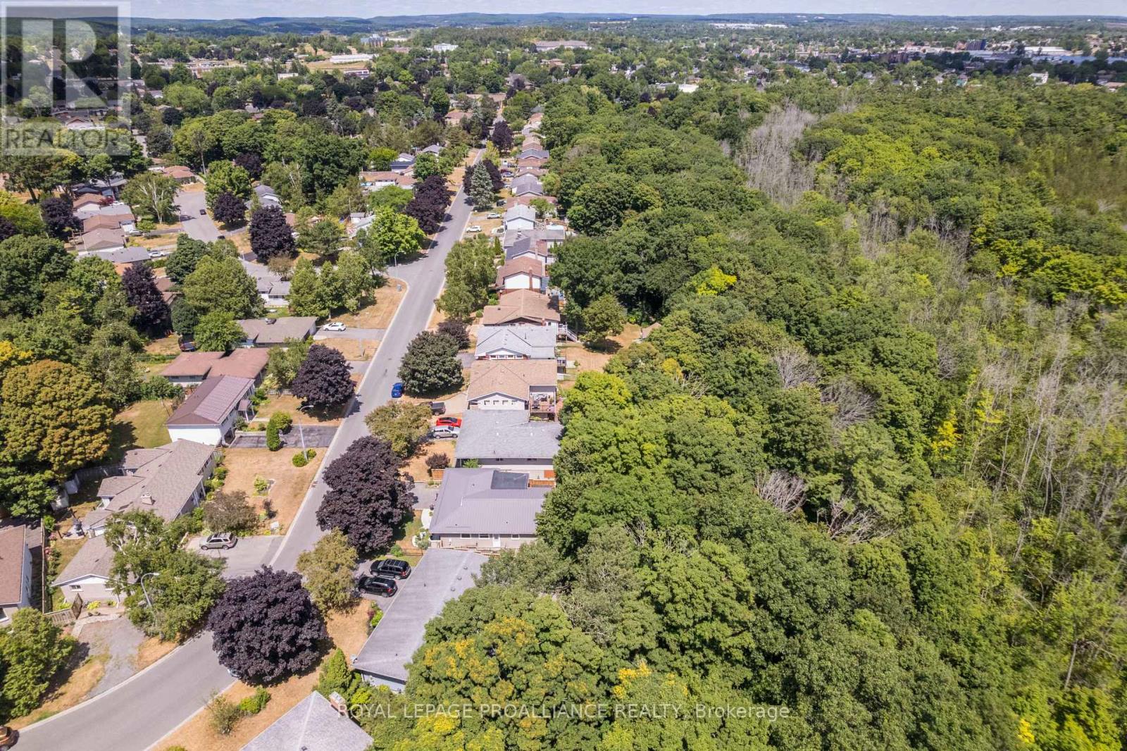 56 Parkview Heights, Quinte West, Ontario  K8V 5L7 - Photo 9 - X12299940