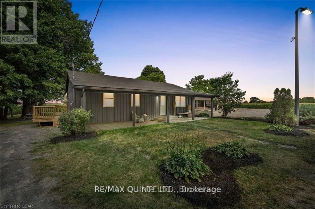 2052 County Rd 18 Road, Prince Edward County, Ontario  K0K 2T0 - Photo 6 - X12300014