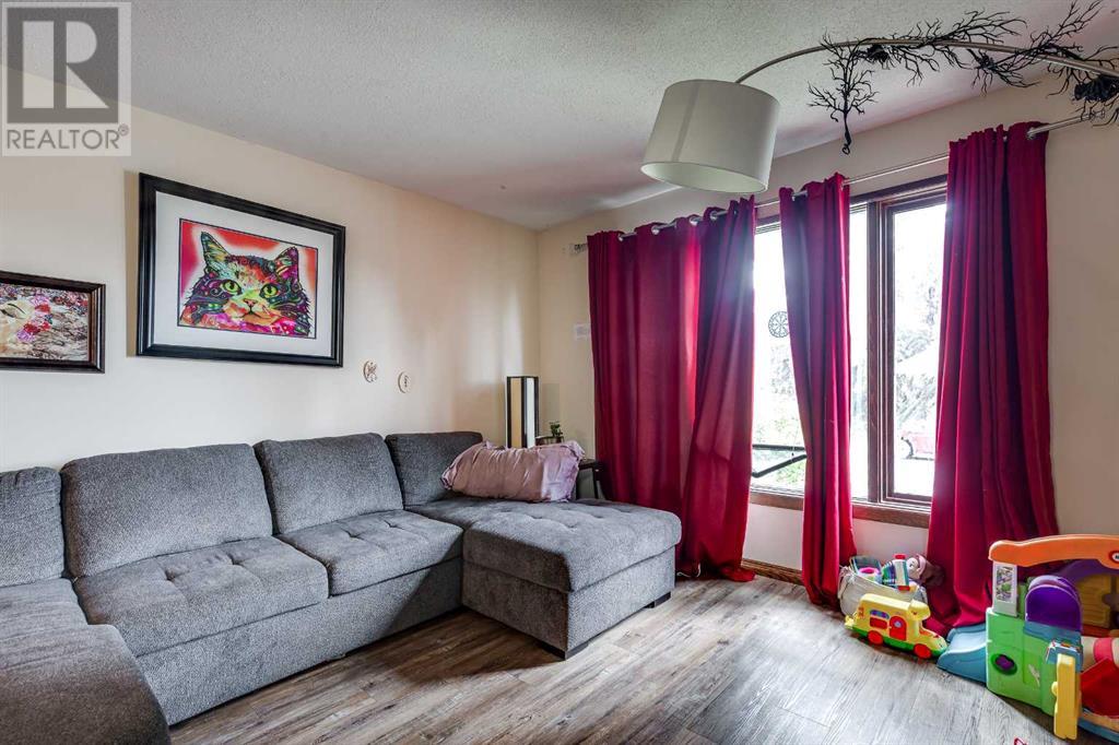 Property at 77 EASTMAN Crescent image 5