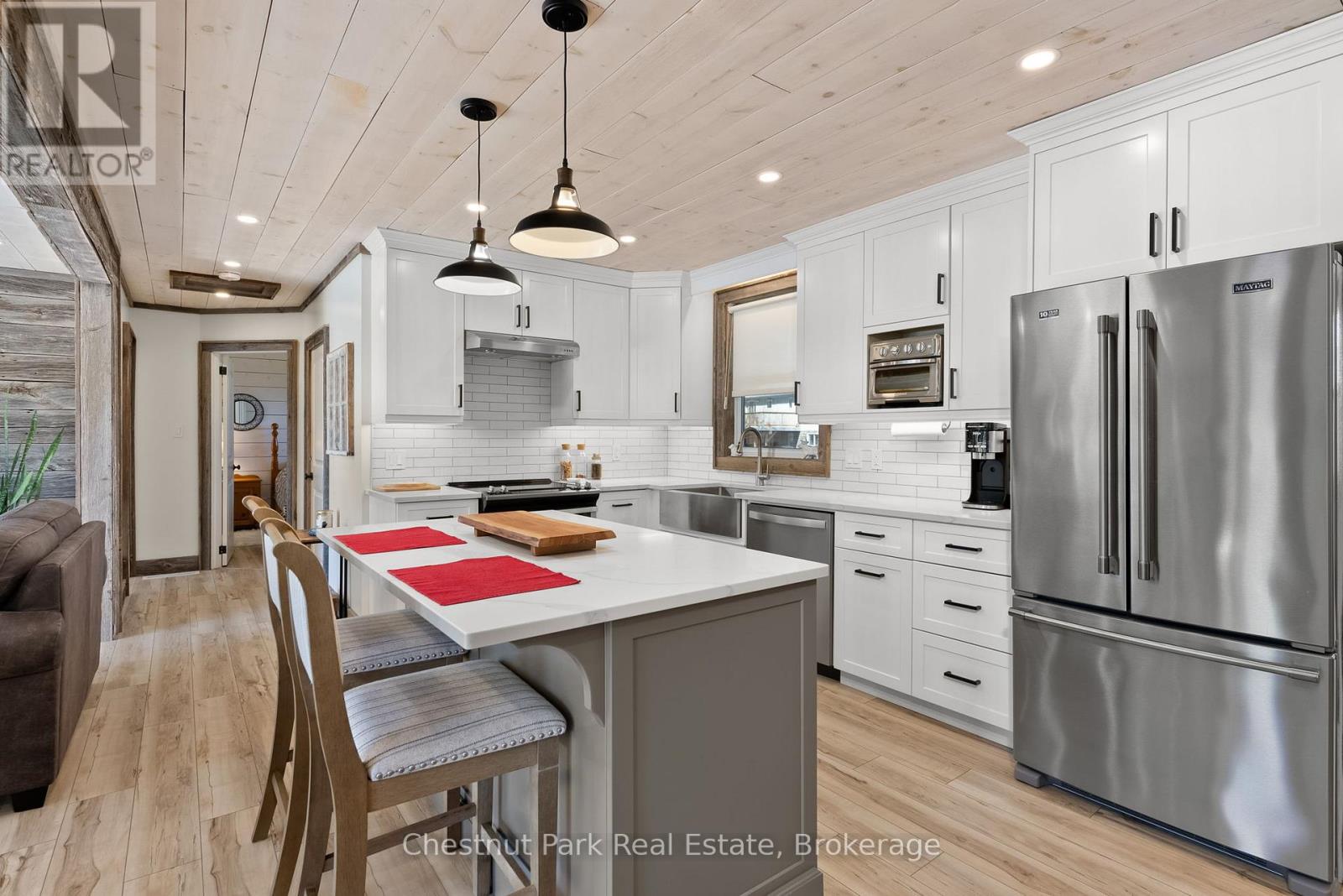 7 - 1006 Young's Road, Muskoka Lakes, Ontario  P0B 1J0 - Photo 4 - X12026793