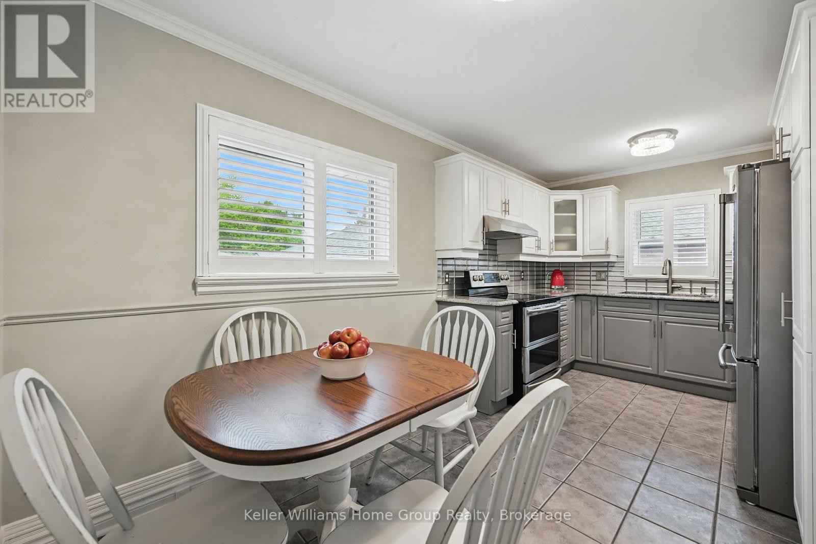 79 Parkway Street, St. Catharines, Ontario  L2M 4J2 - Photo 12 - X12300045