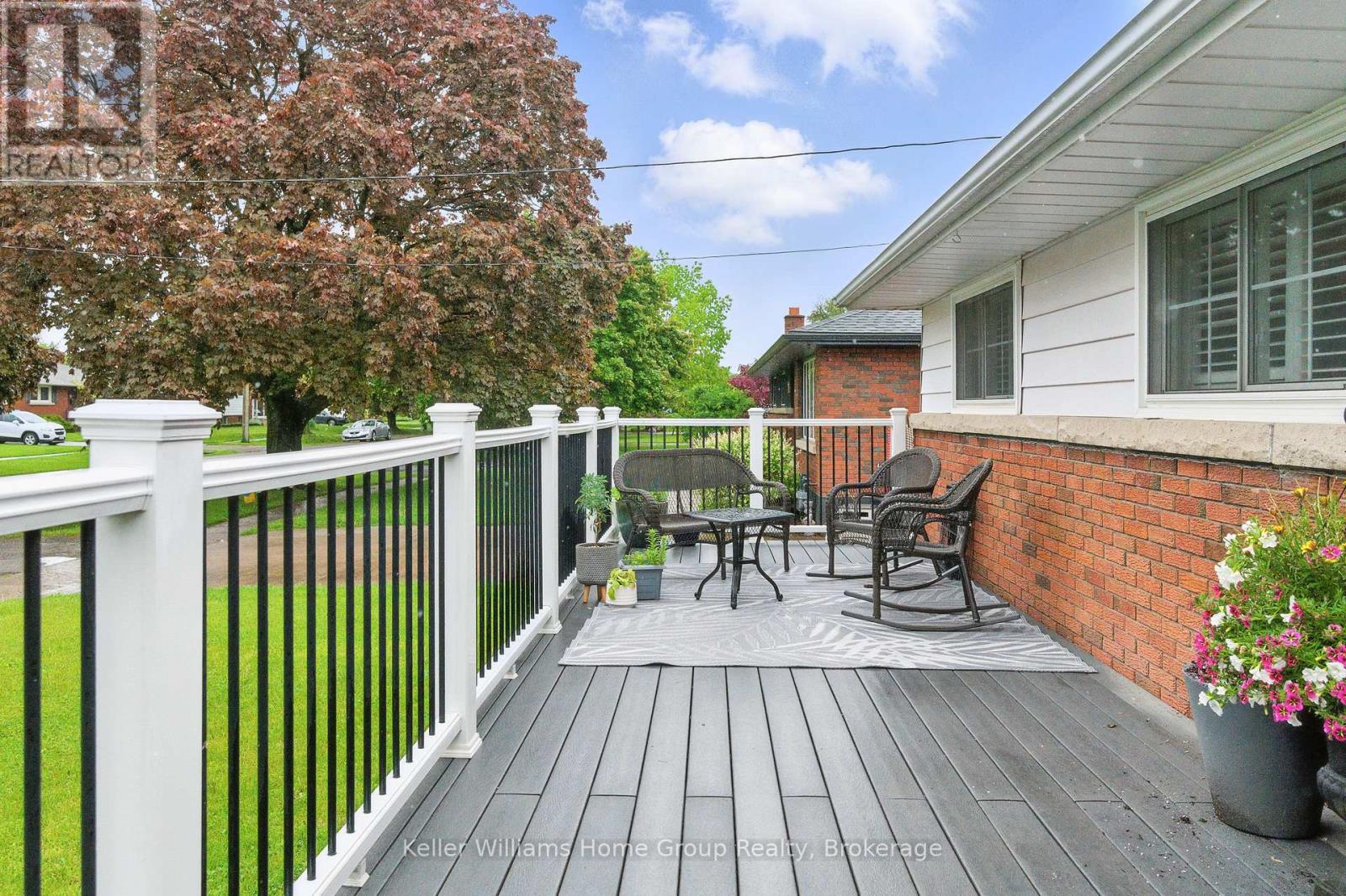79 Parkway Street, St. Catharines, Ontario  L2M 4J2 - Photo 6 - X12300045