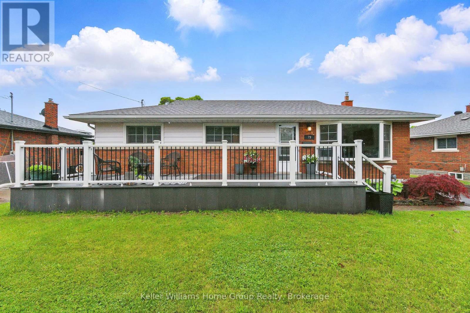 79 Parkway Street, St. Catharines, Ontario  L2M 4J2 - Photo 2 - X12300045