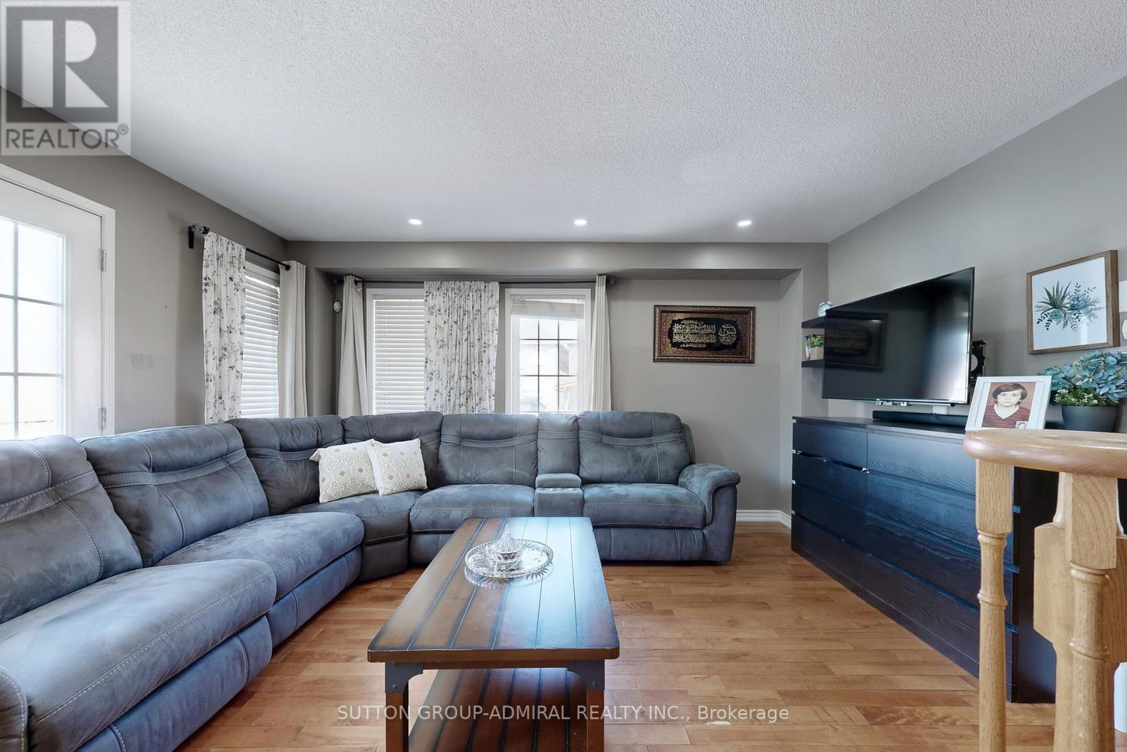 50 Jim Baird Mews, Toronto, Ontario  M3L 0C5 - Photo 13 - W12299819