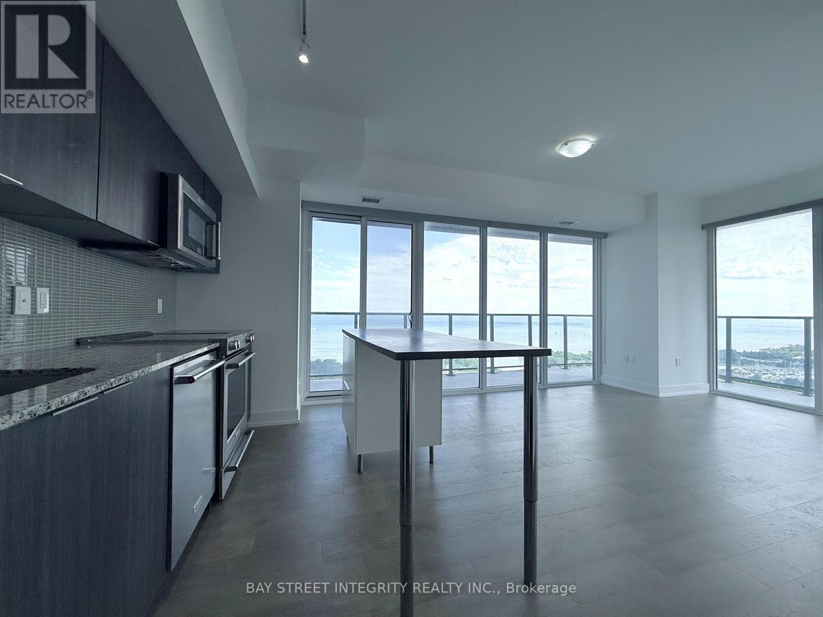2418 - 30 Shore Breeze Drive, Toronto, Ontario  M8V 0J1 - Photo 11 - W12299834