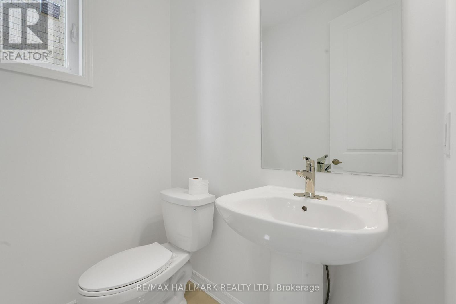 630 Newlove Street, Innisfil, Ontario  L9S 0S2 - Photo 20 - N12294032
