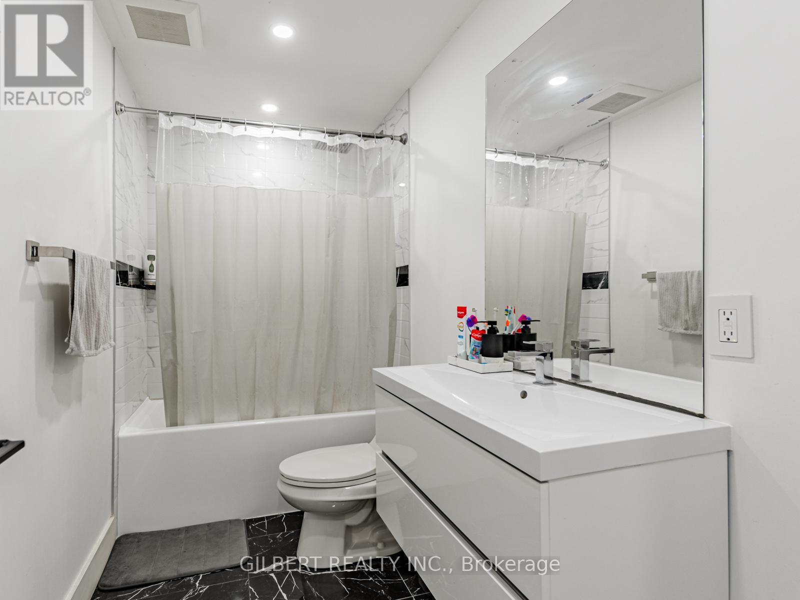 485 Ridelle Avenue, Toronto, Ontario  M6B 1K6 - Photo 36 - W12298234