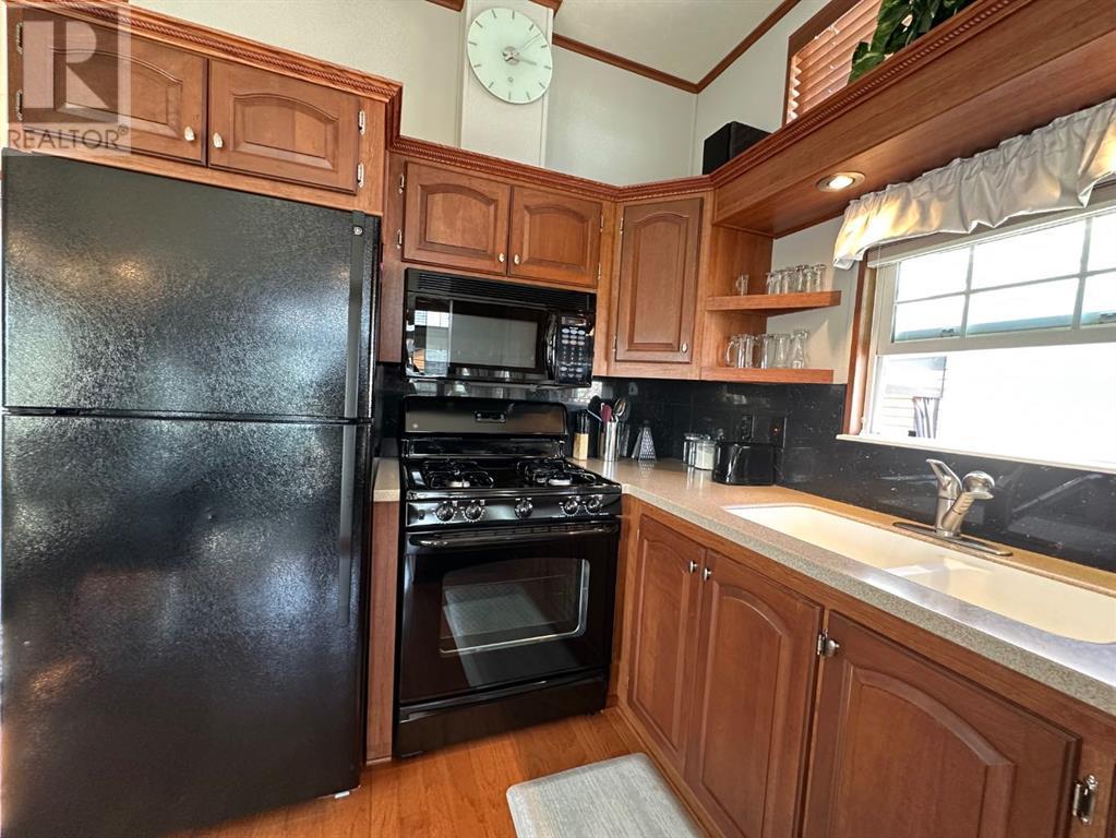 2051, 25054 South Pine Lake Road, Rural Red Deer County, Alberta  T0M 1S0 - Photo 14 - A2227376