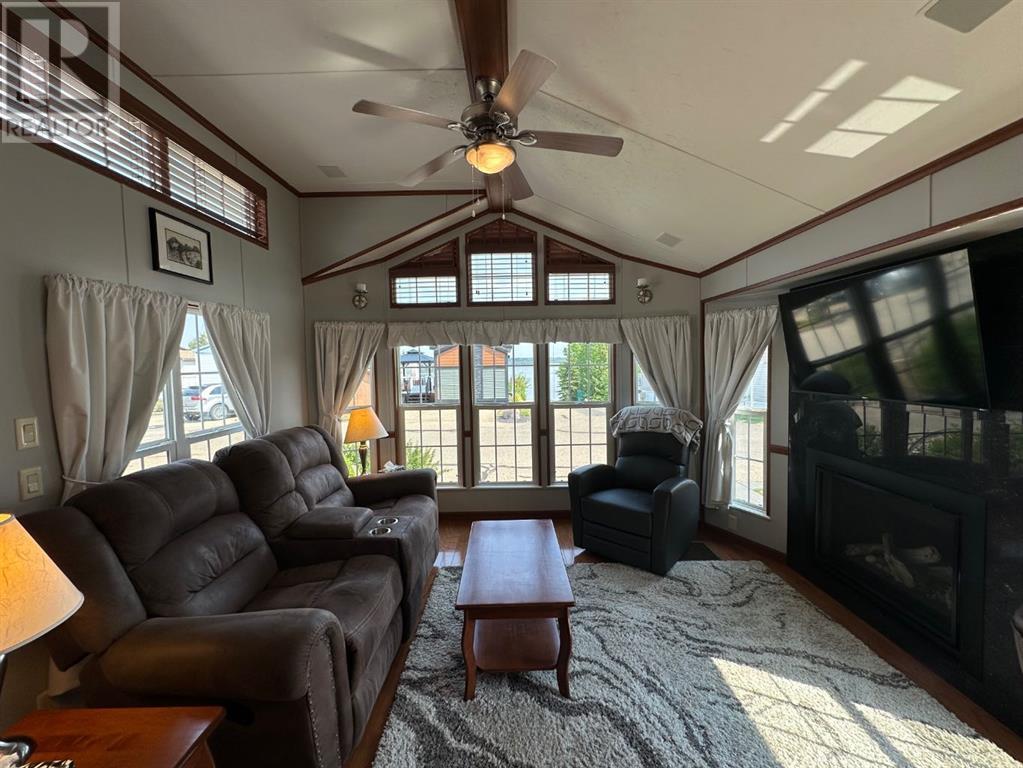 2051, 25054 South Pine Lake Road, Rural Red Deer County, Alberta  T0M 1S0 - Photo 21 - A2227376