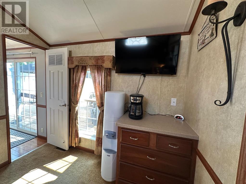 2051, 25054 South Pine Lake Road, Rural Red Deer County, Alberta  T0M 1S0 - Photo 26 - A2227376