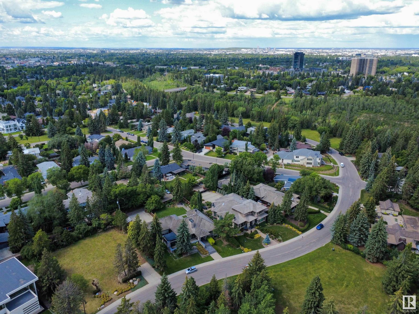 9716 Riverside Dr Nw, Edmonton, Alberta  T5N 3M6 - Photo 11 - E4449024