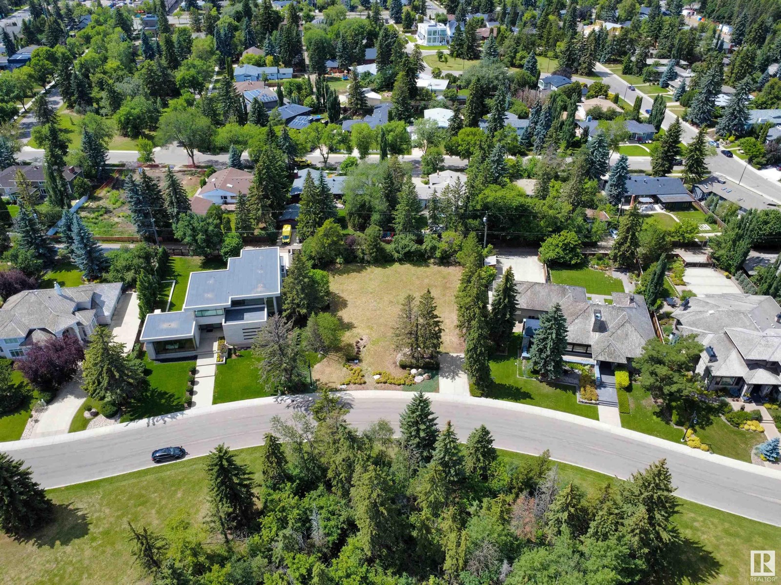 9716 Riverside Dr Nw, Edmonton, Alberta  T5N 3M6 - Photo 4 - E4449024