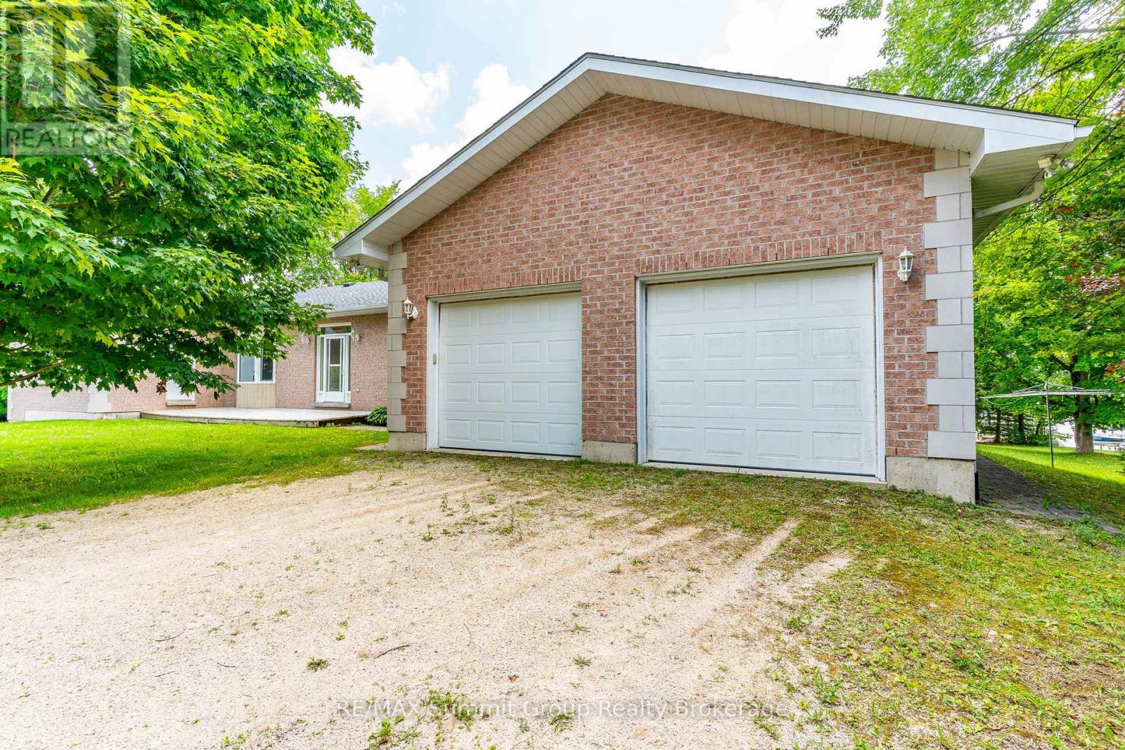 189 Point Road, Grey Highlands, Ontario  N0C 1E0 - Photo 40 - X12154415