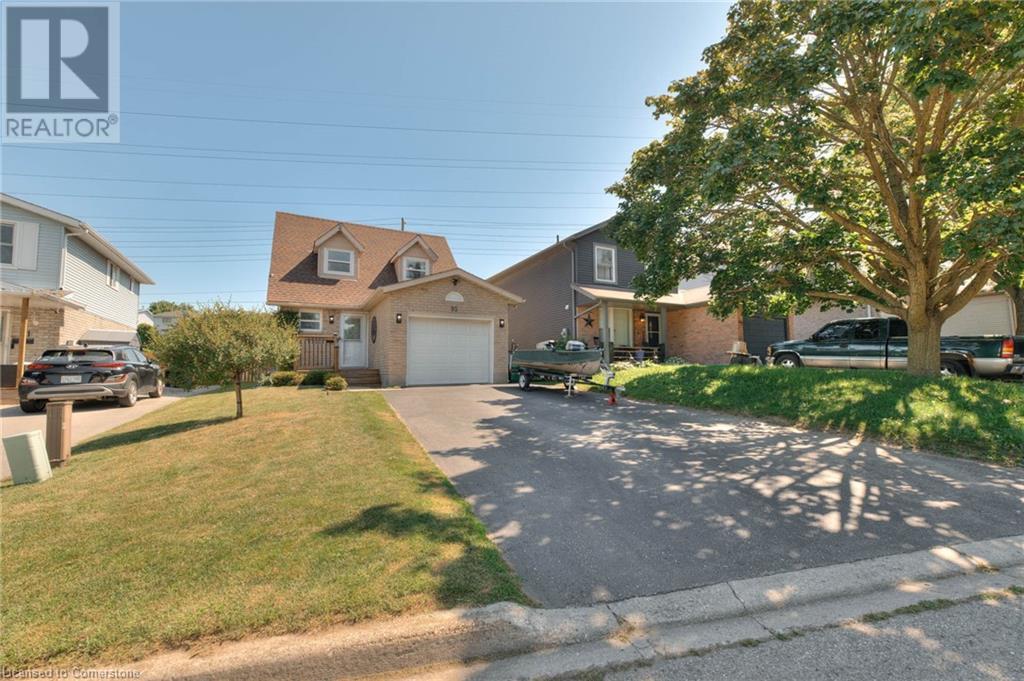 Property at 85 GLENBROOK Crescent image 3