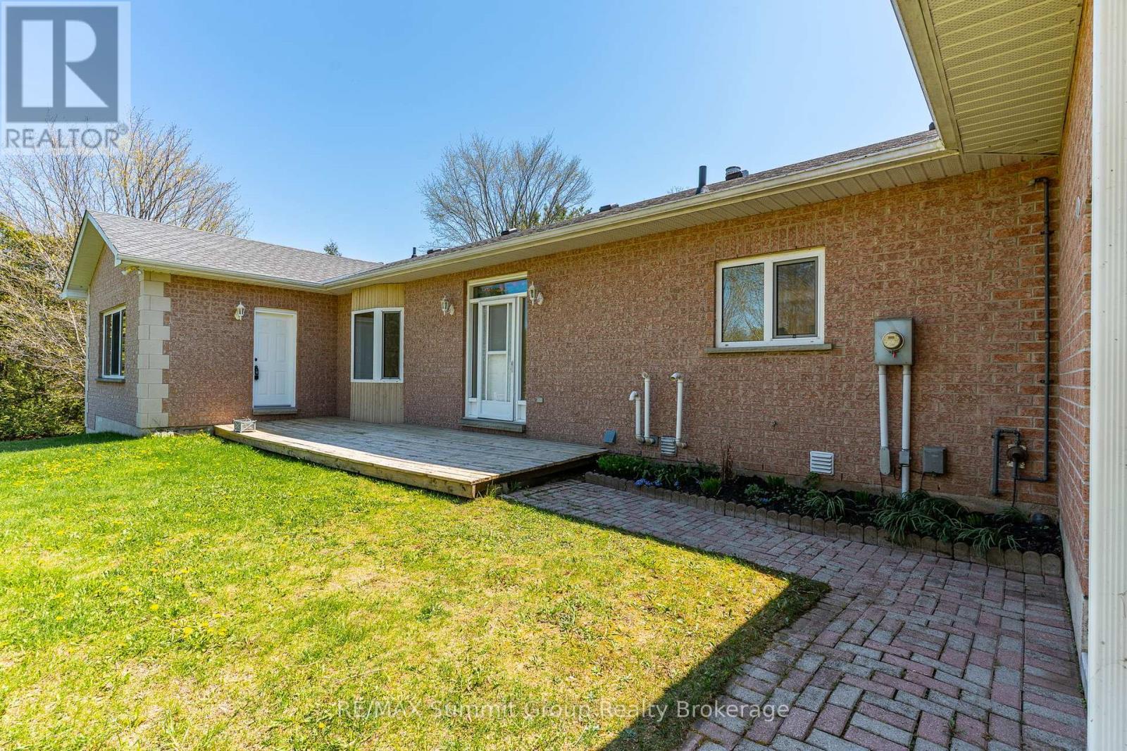 189 Point Road, Grey Highlands, Ontario  N0C 1E0 - Photo 37 - X12154415