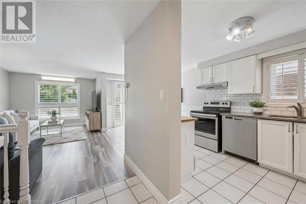 Property at 47 COTTON GRASS Street image 3