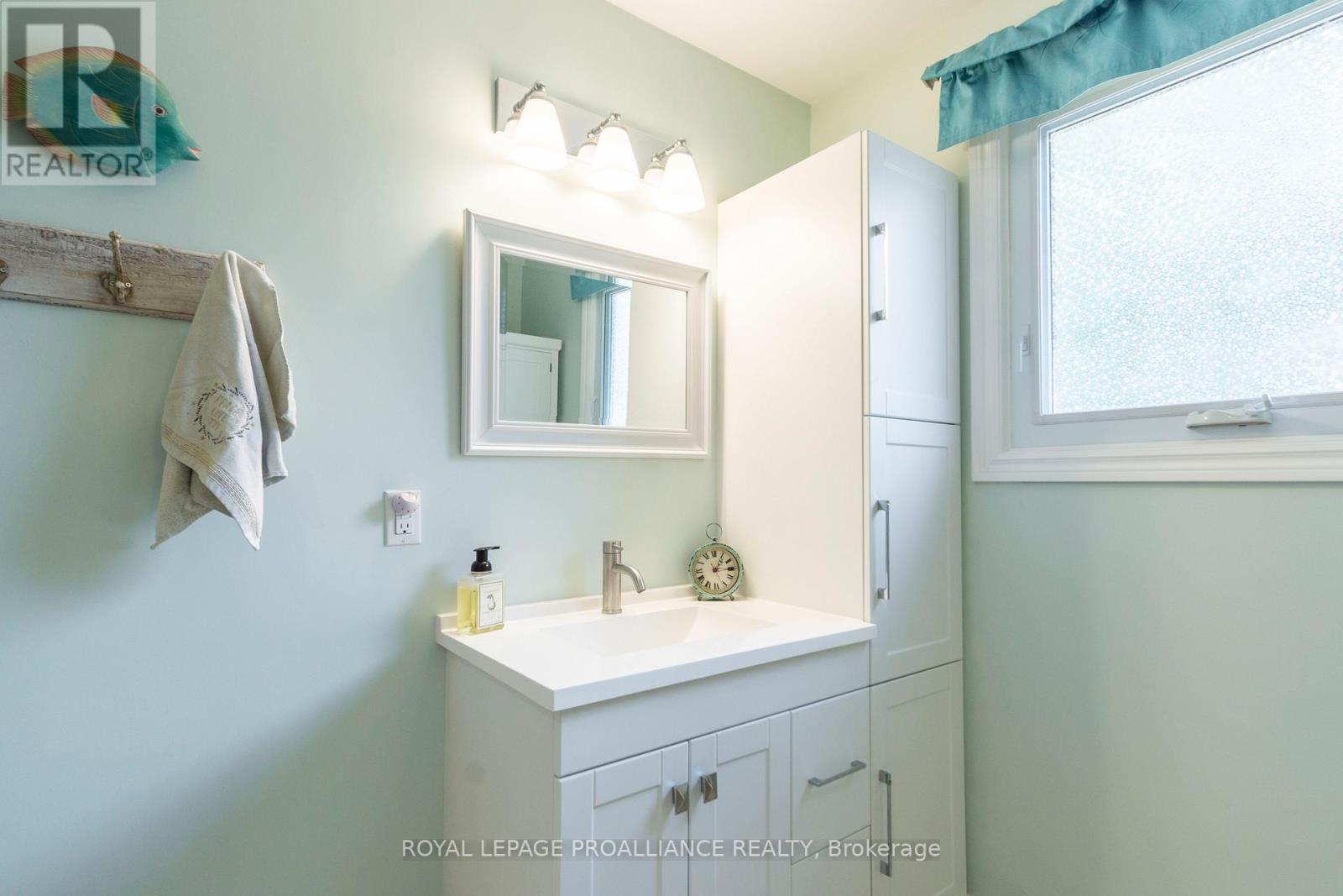 56 Parkview Heights, Quinte West, Ontario  K8V 5L7 - Photo 27 - X12299940