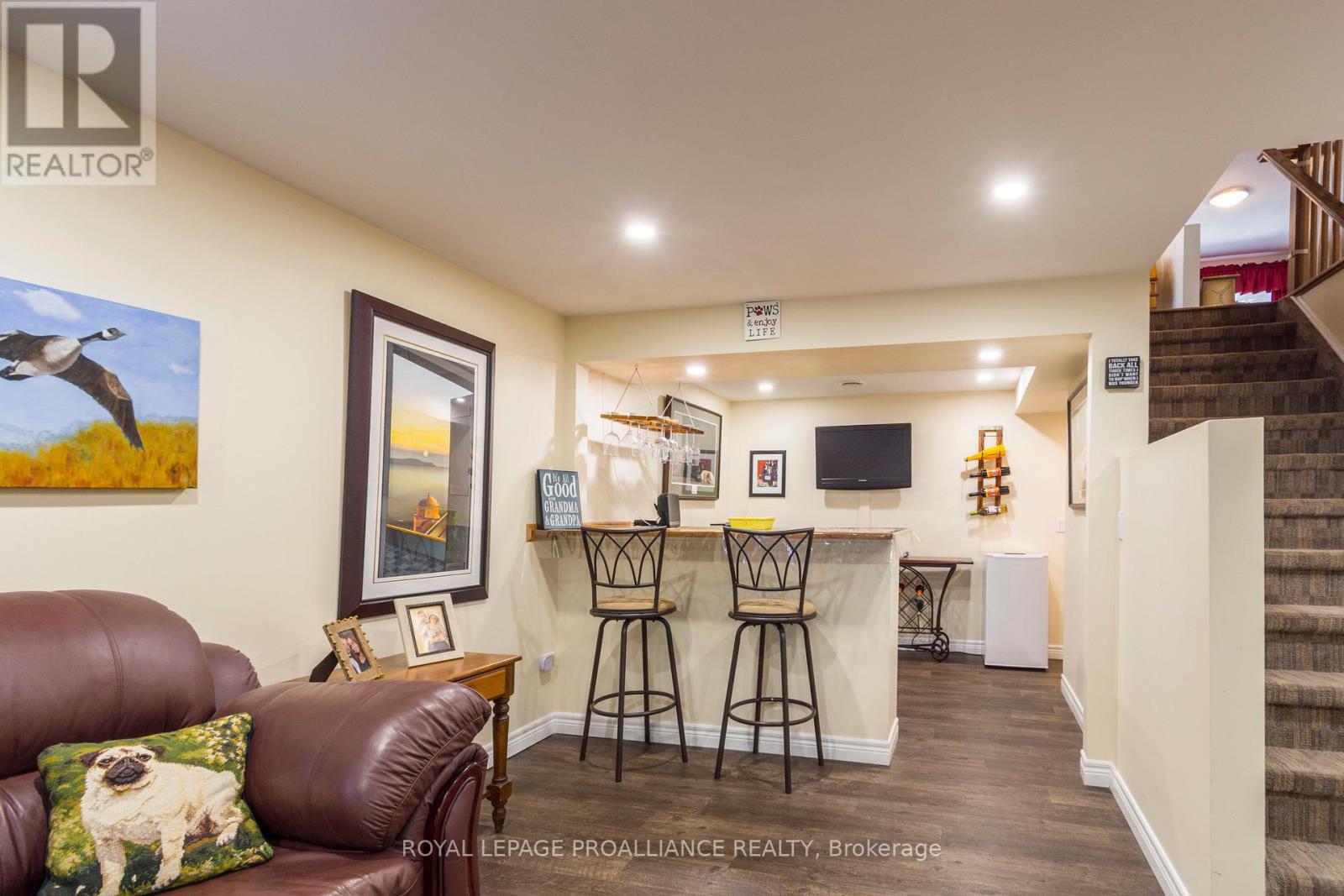 56 Parkview Heights, Quinte West, Ontario  K8V 5L7 - Photo 31 - X12299940