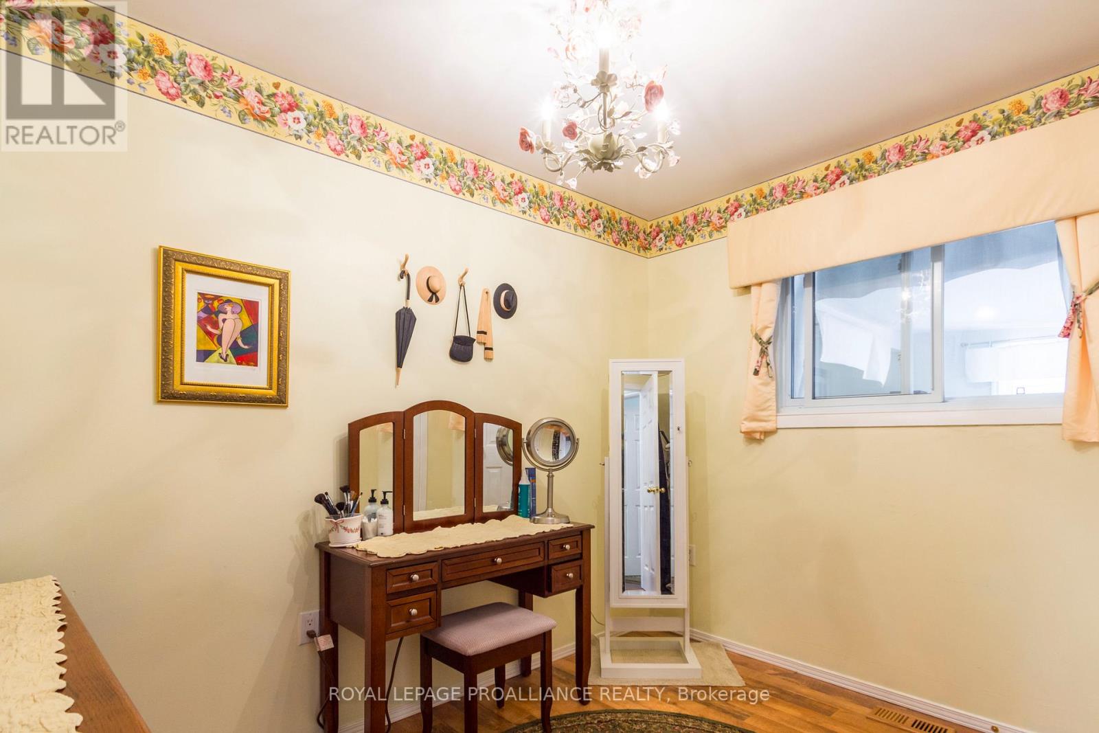 56 Parkview Heights, Quinte West, Ontario  K8V 5L7 - Photo 26 - X12299940