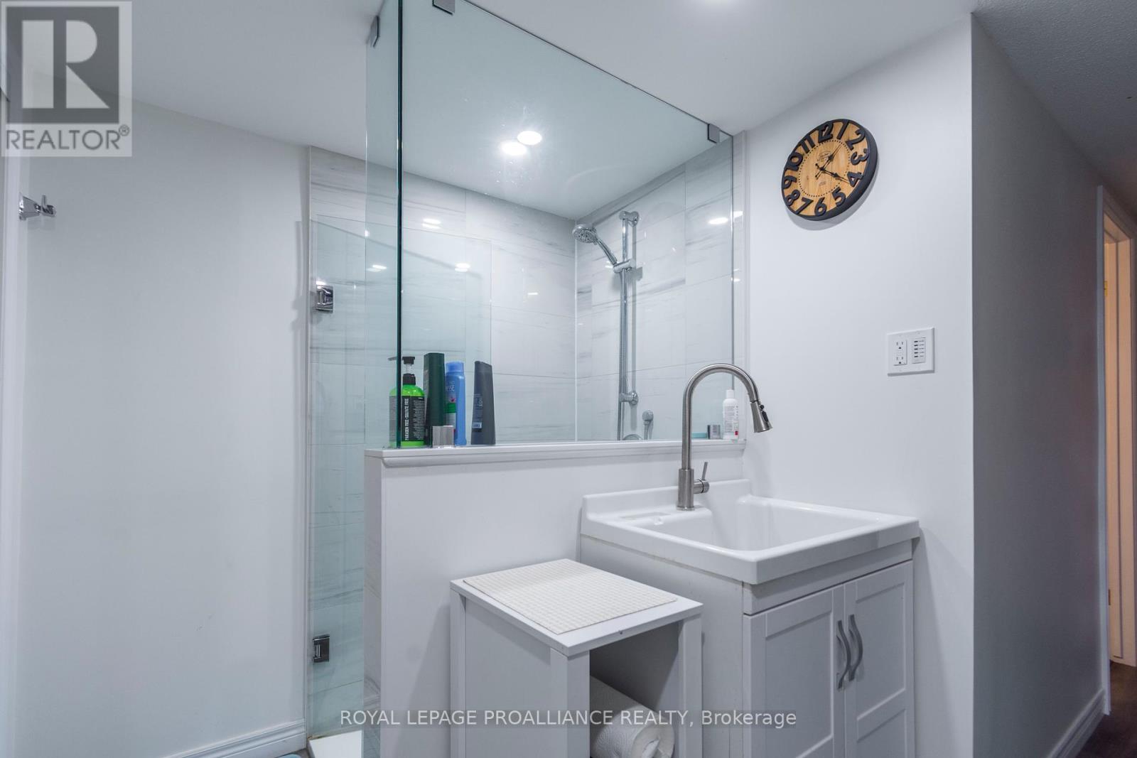 56 Parkview Heights, Quinte West, Ontario  K8V 5L7 - Photo 38 - X12299940