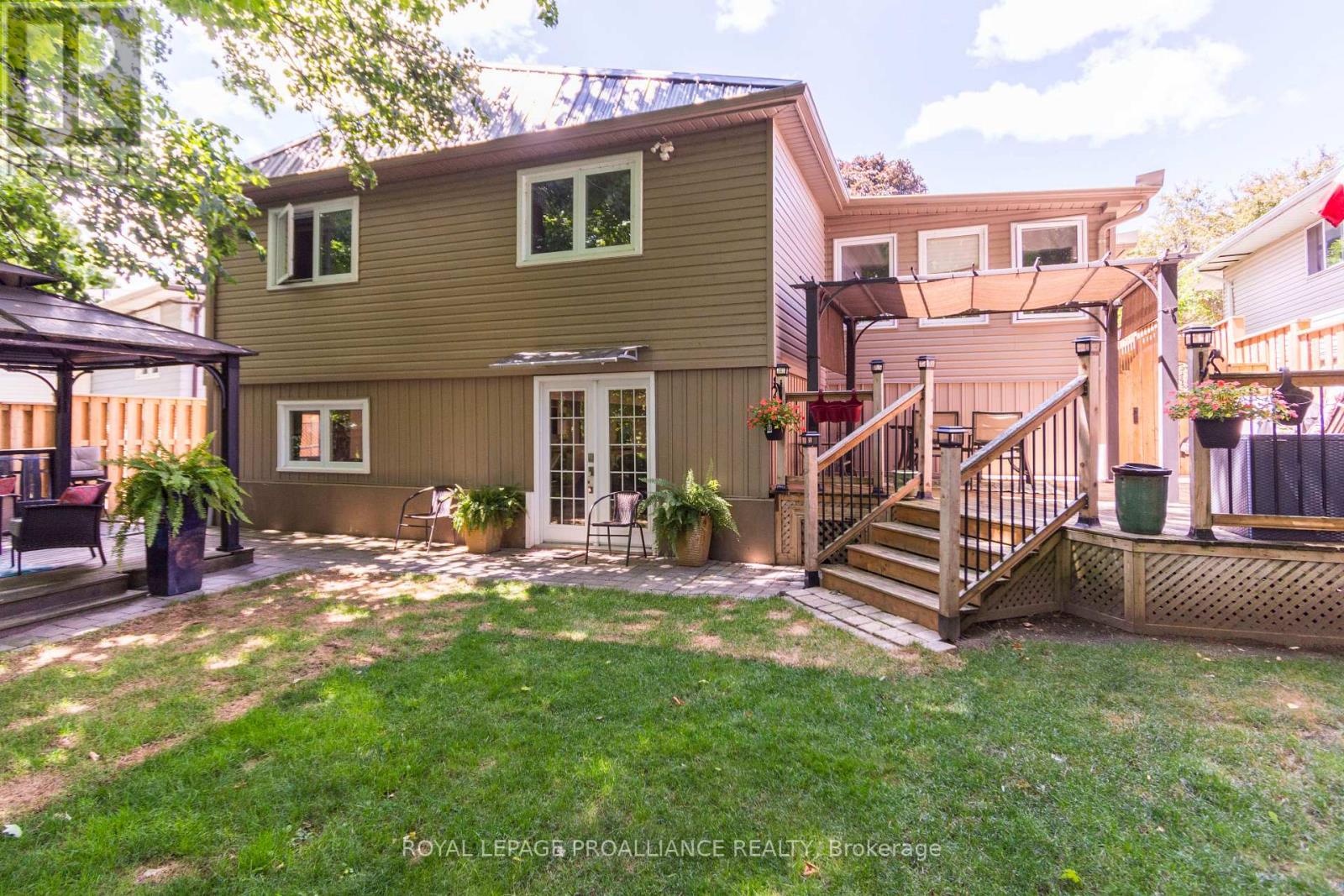 56 Parkview Heights, Quinte West, Ontario  K8V 5L7 - Photo 44 - X12299940