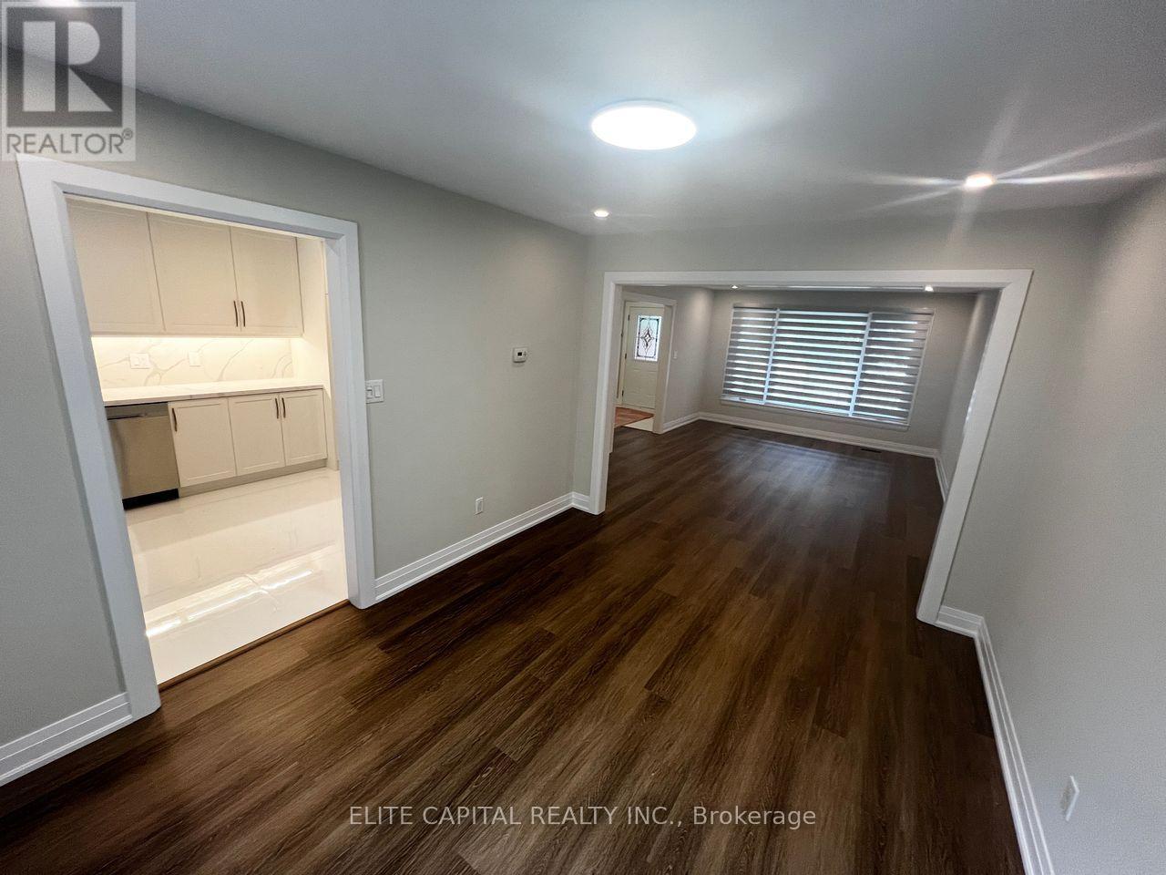 Property at 218 CHARTLAND BOULEVARD S image 5