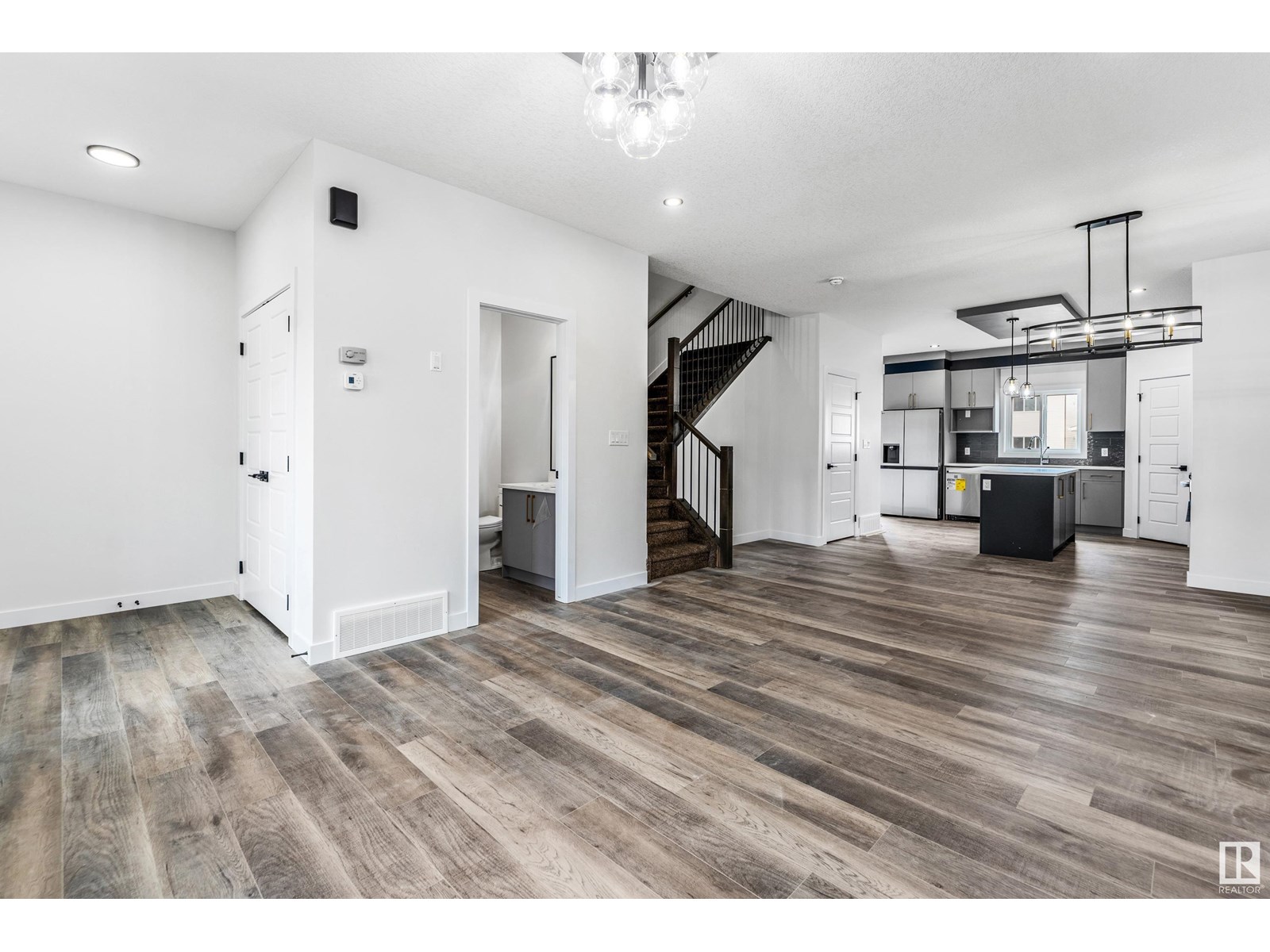 440 Crystal Creek Link, Leduc, Alberta  T9E 1N3 - Photo 12 - E4449030
