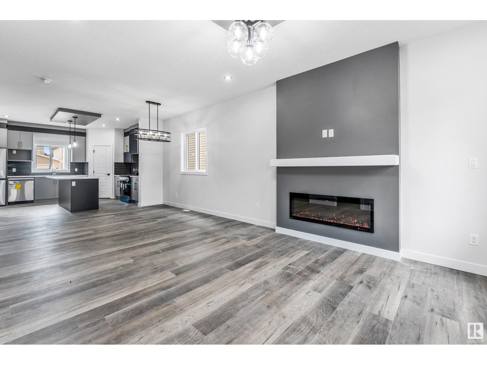 440 Crystal Creek Link, Leduc, Alberta  T9E 1N3 - Photo 5 - E4449030