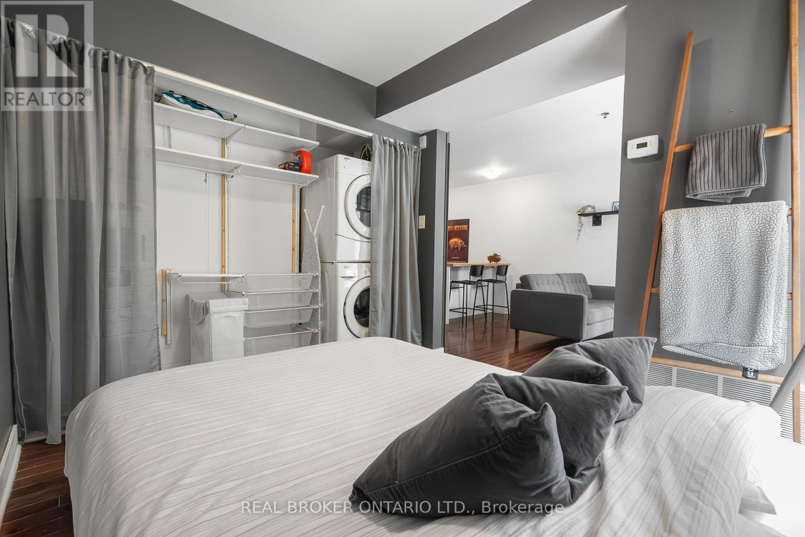 102 - 360 Cumberland Street, Ottawa, Ontario  K1N 0B1 - Photo 28 - X12300065
