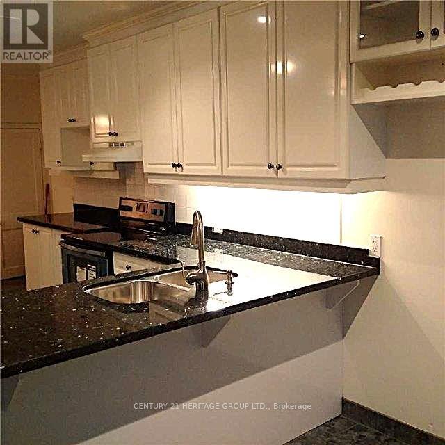 107 Helendale Avenue, Toronto (Yonge-Eglinton), Ontario  M4R 1C6 - Photo 8 - C12299964