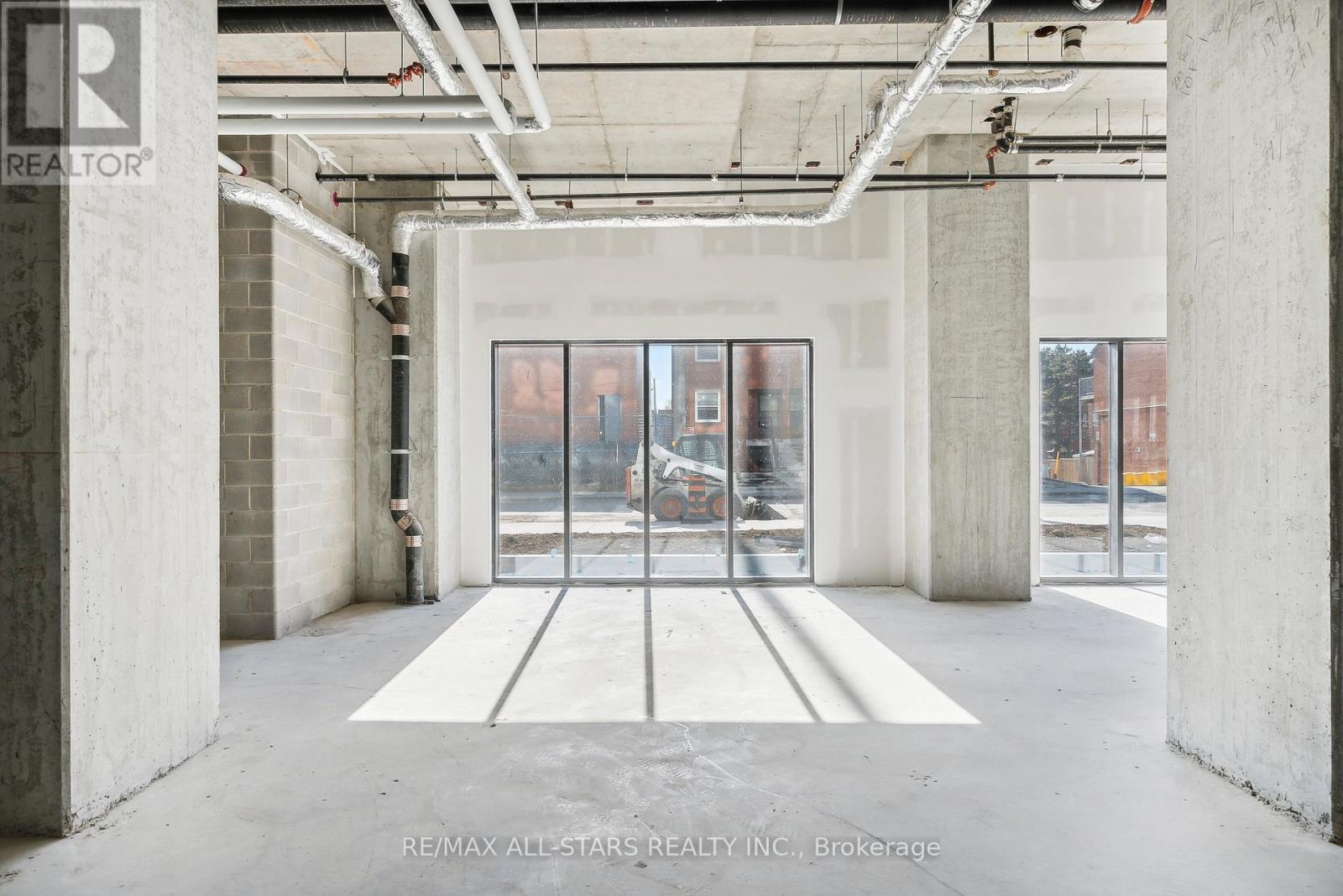 Unit 3 - 276-294 Main Street, Toronto (East End-Danforth), Ontario  M4C 4X5 - Photo 6 - E12299977