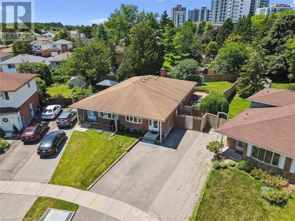 Property at 92 CONNELLY Drive image 4