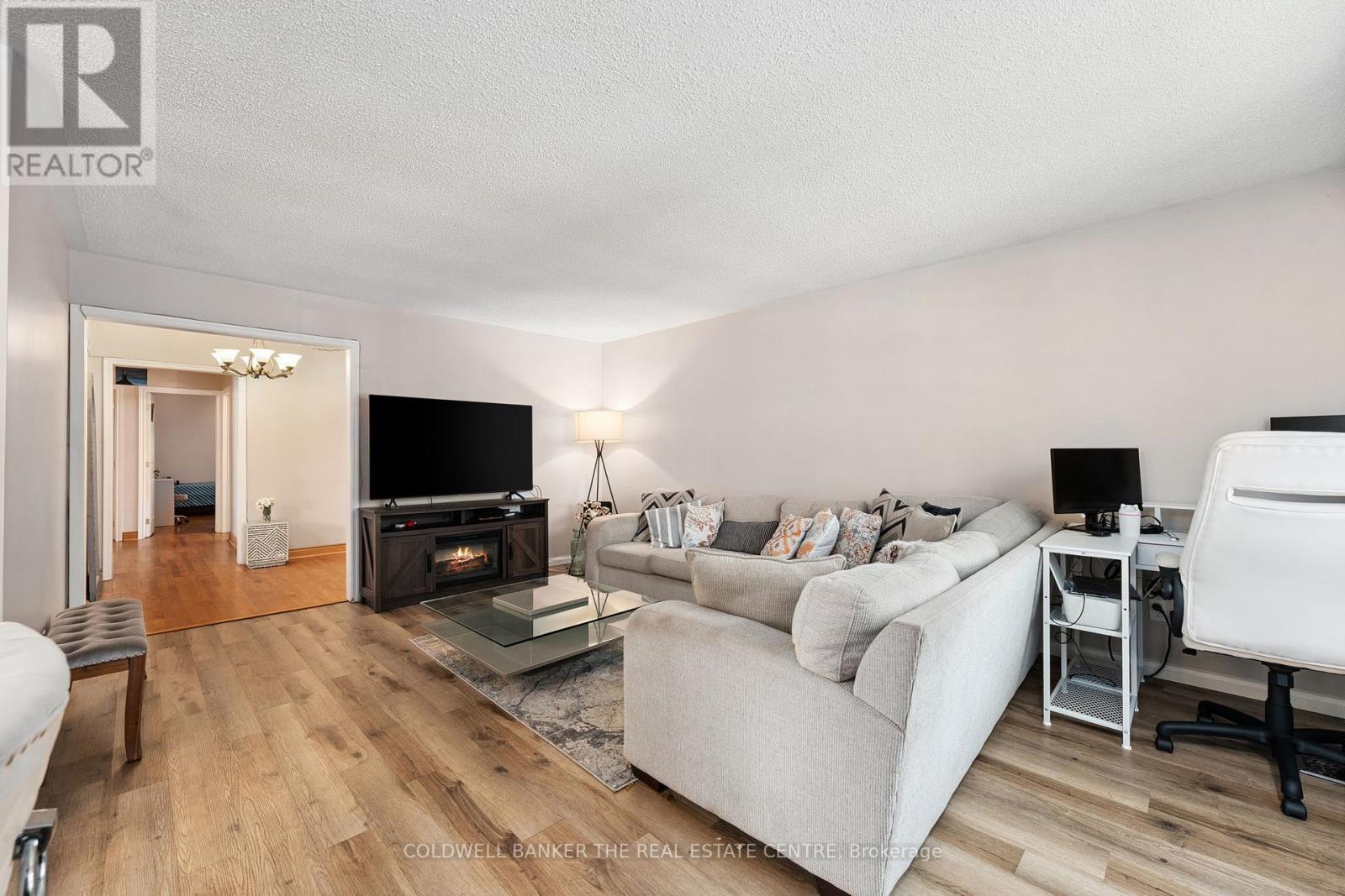 Property at 60 PRINGLE AVENUE image 3