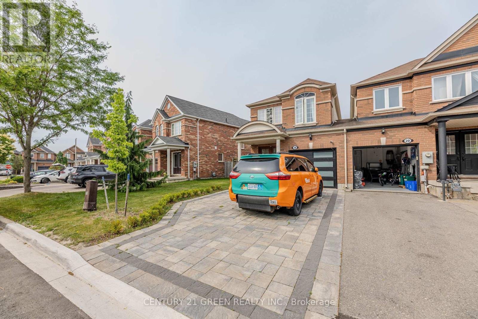 Property at 18 SUMMIT DRIVE image 4