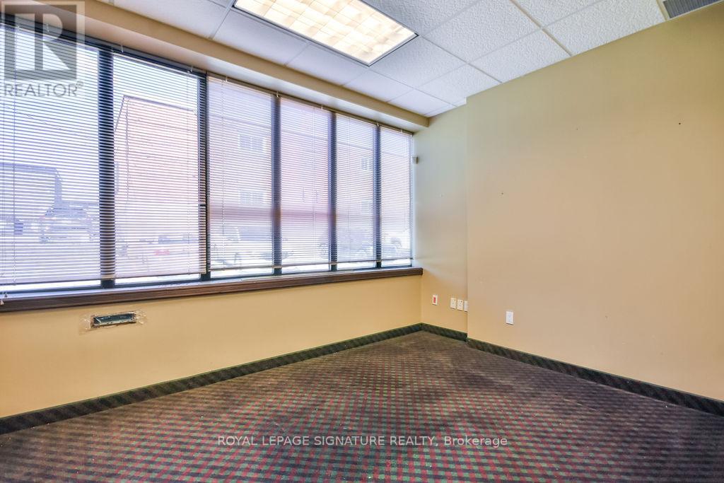 19 Front Street N, Orillia, Ontario  L3V 4R6 - Photo 13 - S12299993