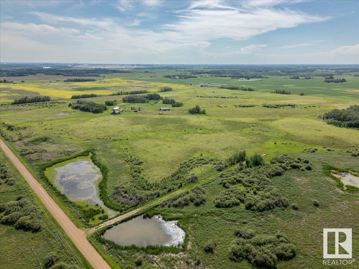 57022 Rge Road 213, Rural Sturgeon County, Alberta  T0A 2W0 - Photo 8 - E4446170
