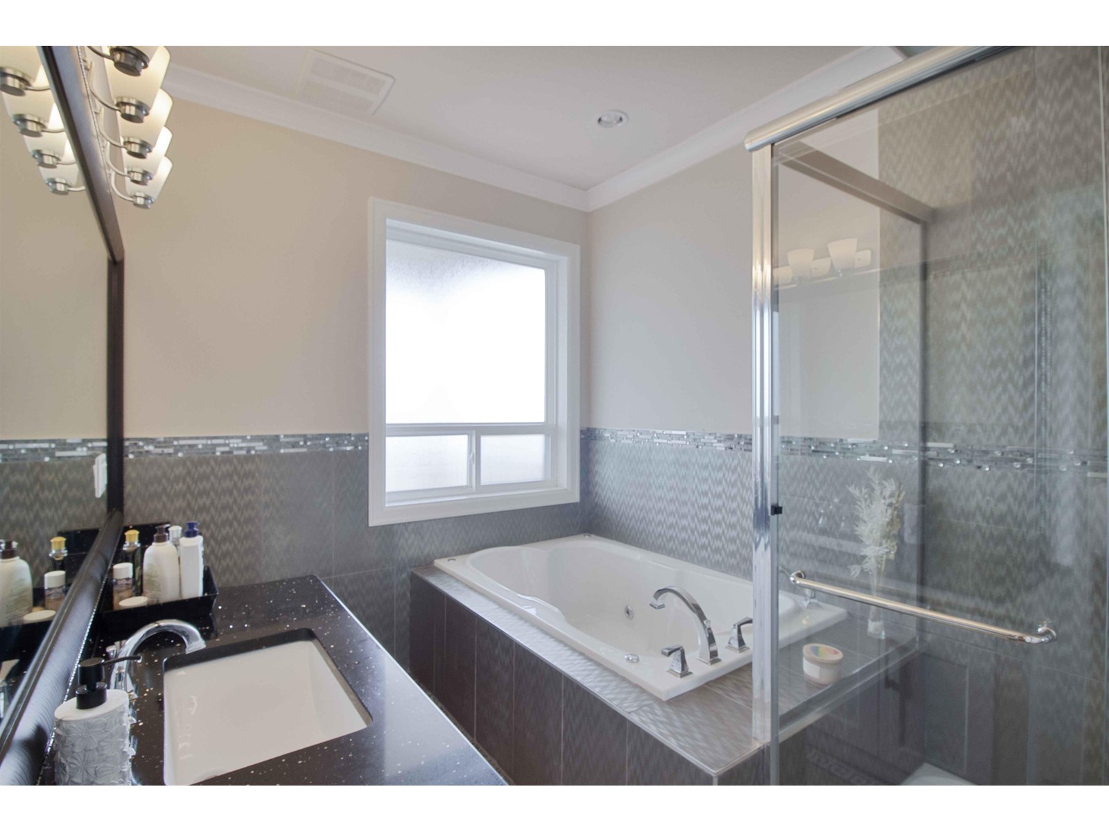 11971 97 Avenue, Surrey, British Columbia  V3V 2C4 - Photo 23 - R3029362