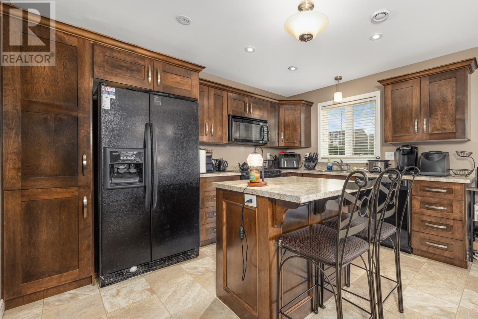 Property at 117 Ladysmith Drive image 4