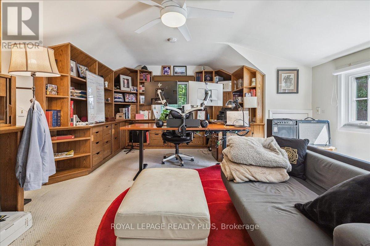 1258 Ravine Drive, Mississauga, Ontario  L5J 3E4 - Photo 26 - W12299949