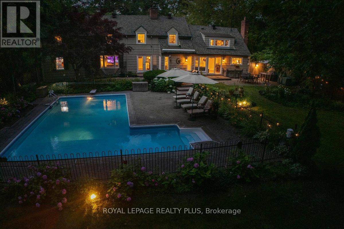 1258 Ravine Drive, Mississauga, Ontario  L5J 3E4 - Photo 46 - W12299949