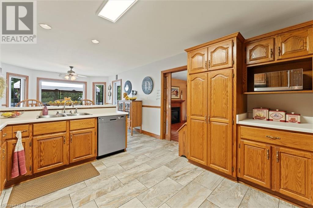 10046 Walker Road, Amherstburg, Ontario  N0R 1J0 - Photo 11 - 40751389