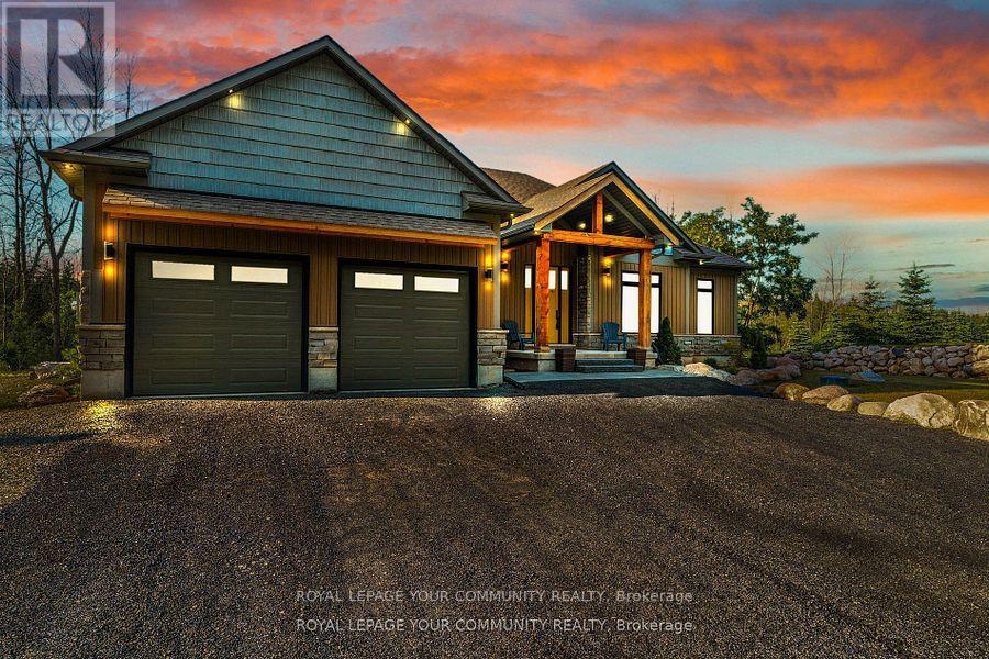 135 Old Highway 26, Meaford, Ontario  N4L 1W7 - Photo 1 - X12299900