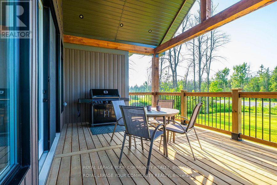 135 Old Highway 26, Meaford, Ontario  N4L 1W7 - Photo 40 - X12299900