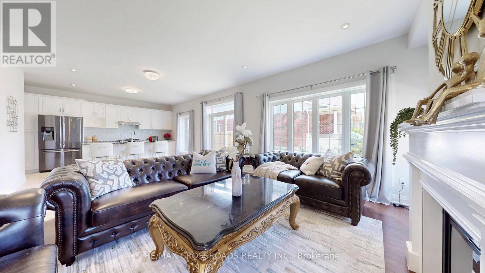 Property at 745 WOOD LILY STREET image 4