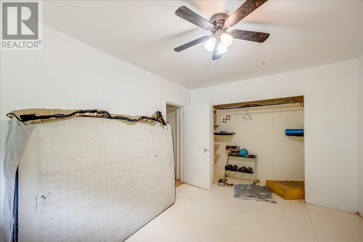 1765 Highway 3a Highway, Castlegar, British Columbia  V1N 3H3 - Photo 52 - 10354952