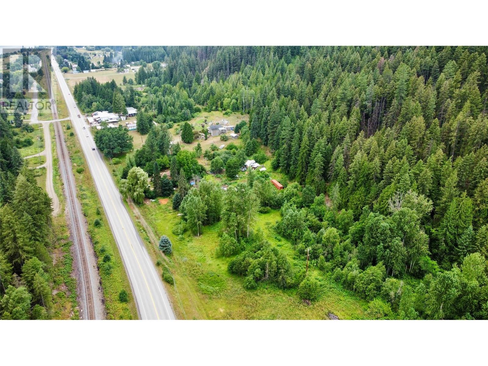 1765 Highway 3a Highway, Castlegar, British Columbia  V1N 3H3 - Photo 89 - 10354952