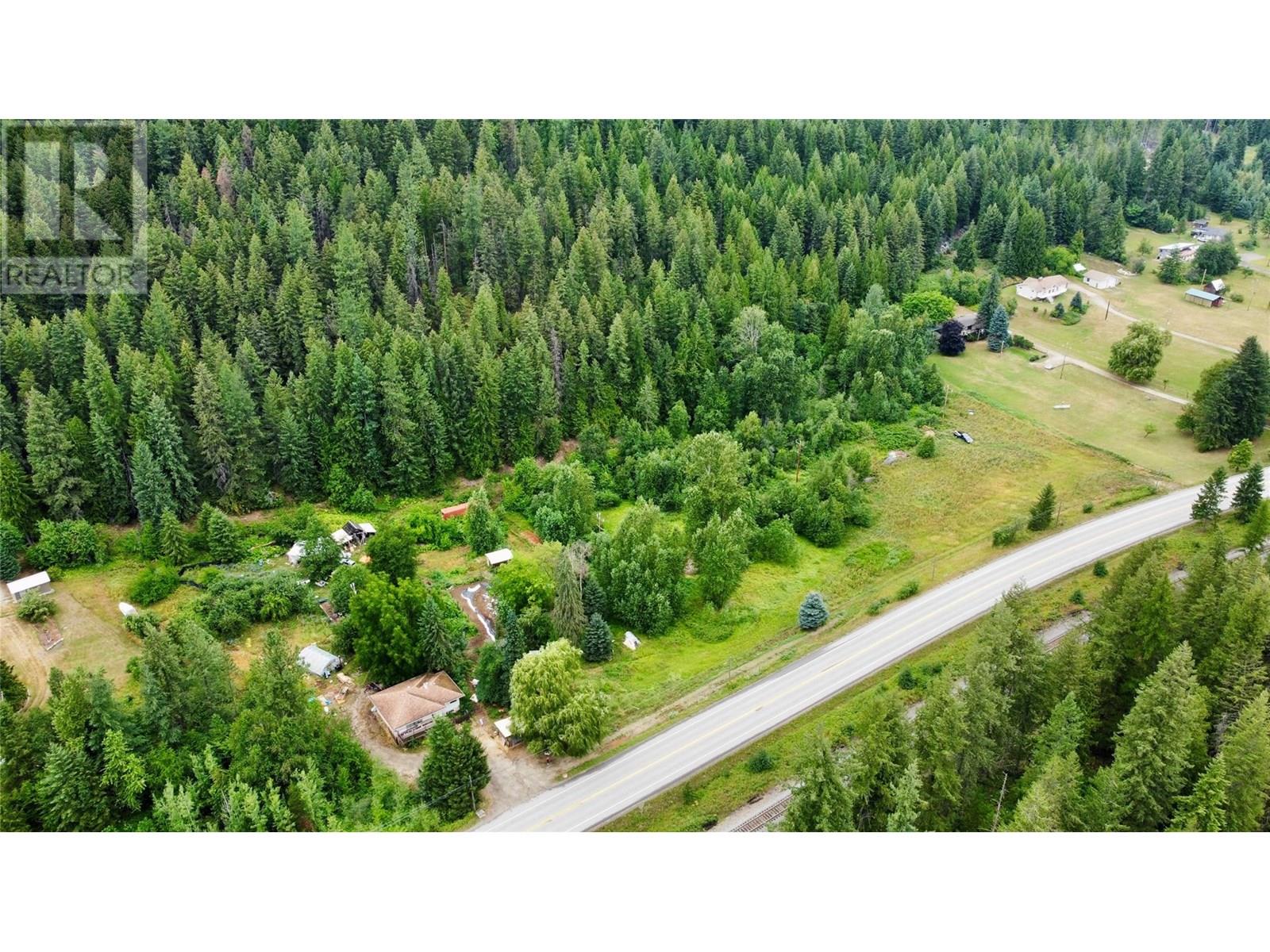 1765 Highway 3a Highway, Castlegar, British Columbia  V1N 3H3 - Photo 93 - 10354952