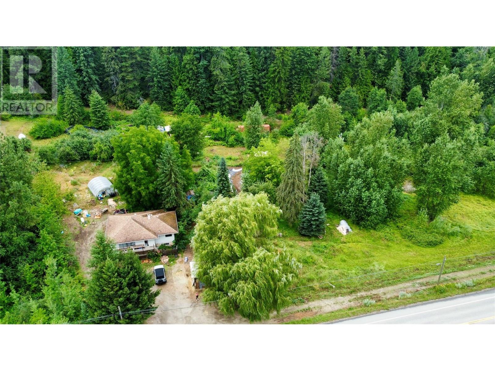 1765 Highway 3a Highway, Castlegar, British Columbia  V1N 3H3 - Photo 90 - 10354952
