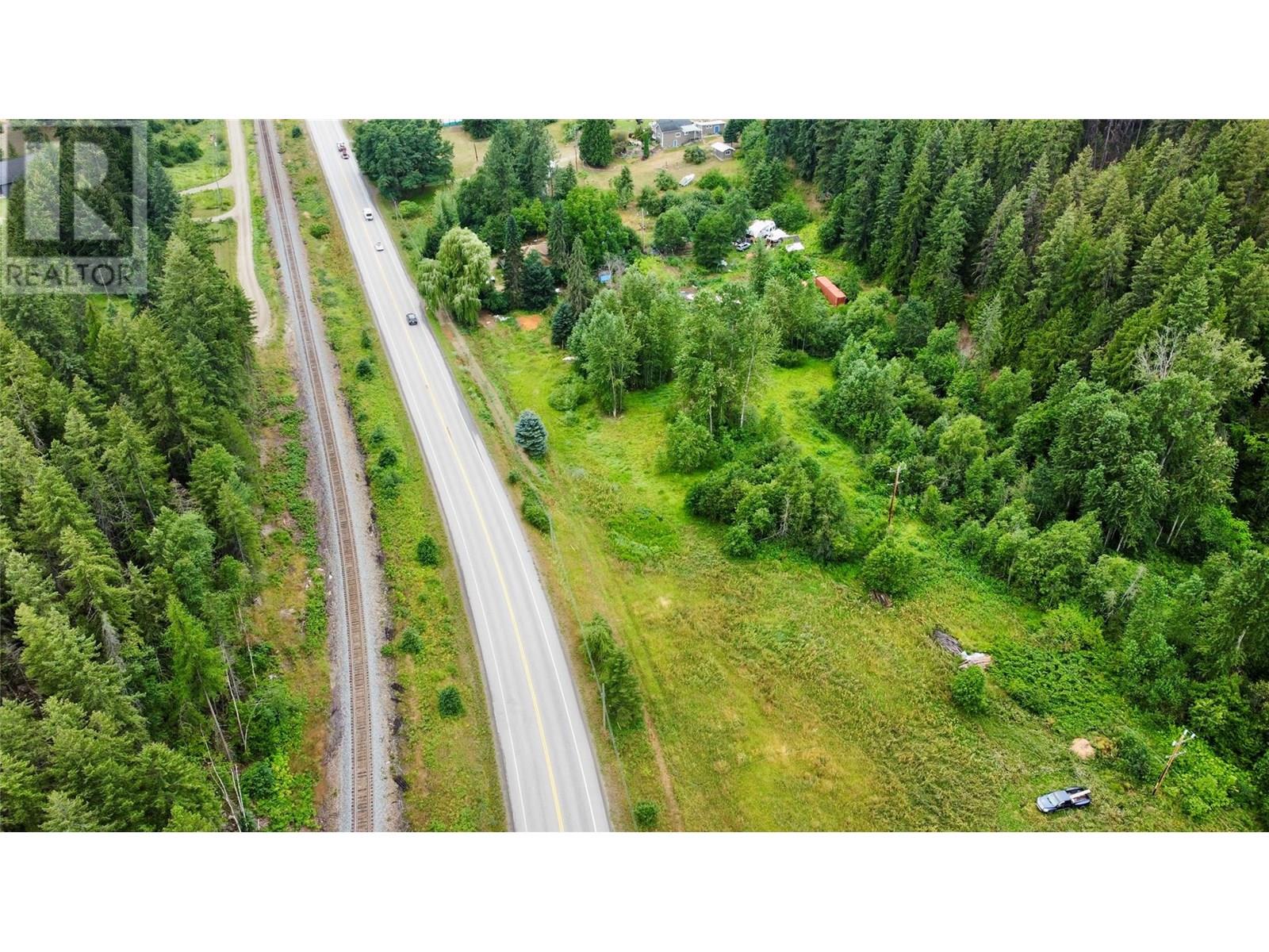 1765 Highway 3a Highway, Castlegar, British Columbia  V1N 3H3 - Photo 5 - 10354952